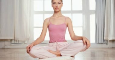 10 mejores posturas de yoga para mujeres