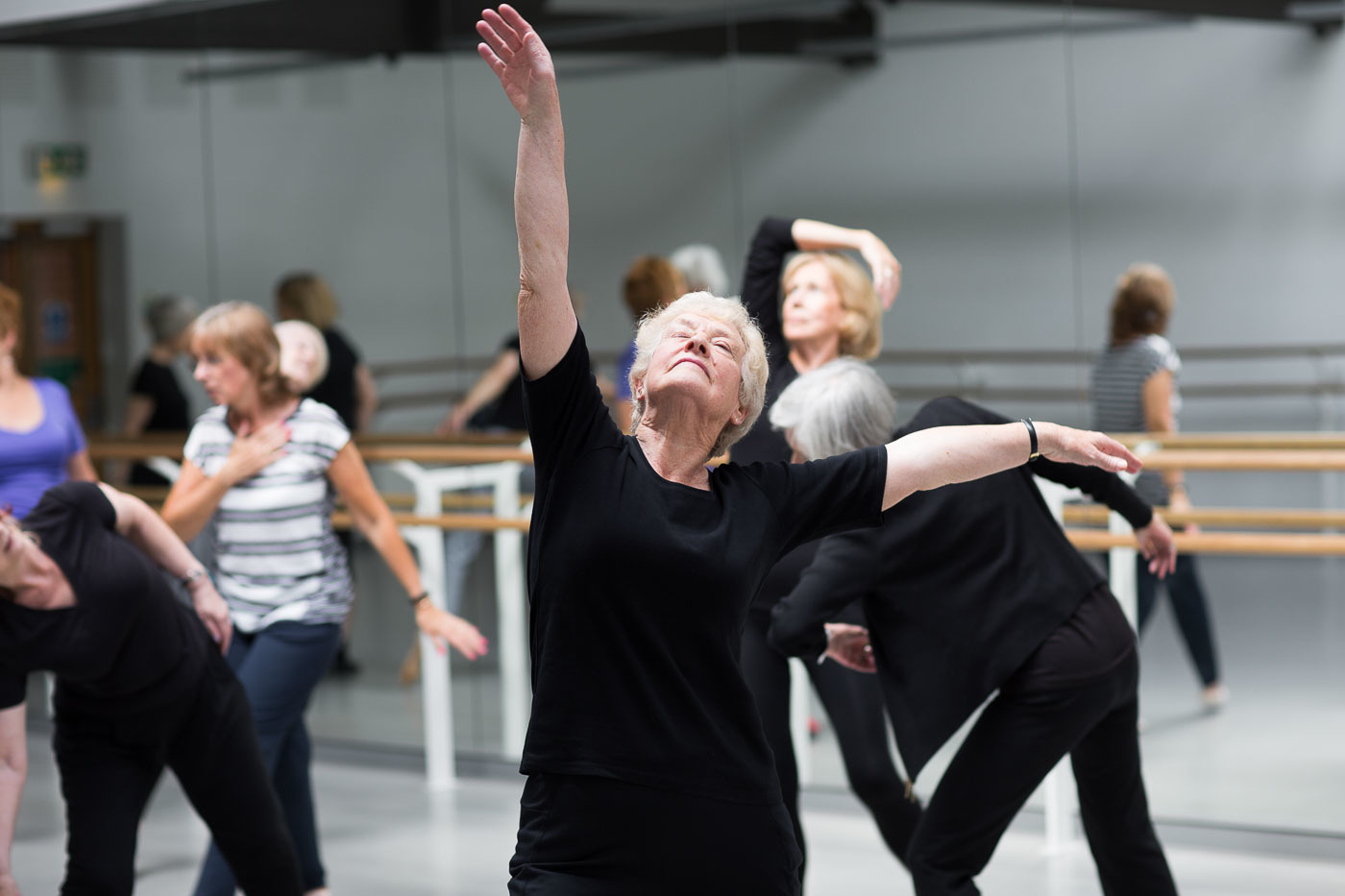 La danza en mayores de 60 años es posible y necesaria. La danza no entiende de edades.